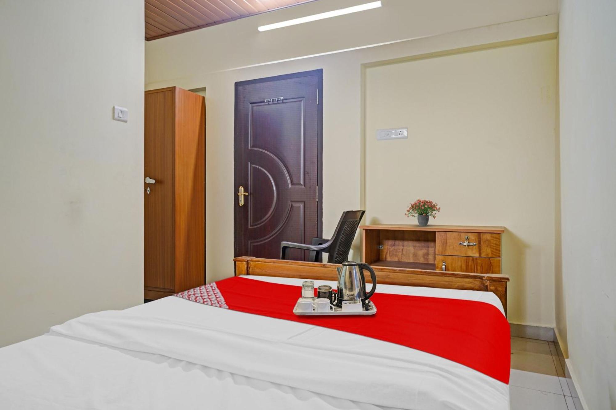 Flagship View Residency Hotel