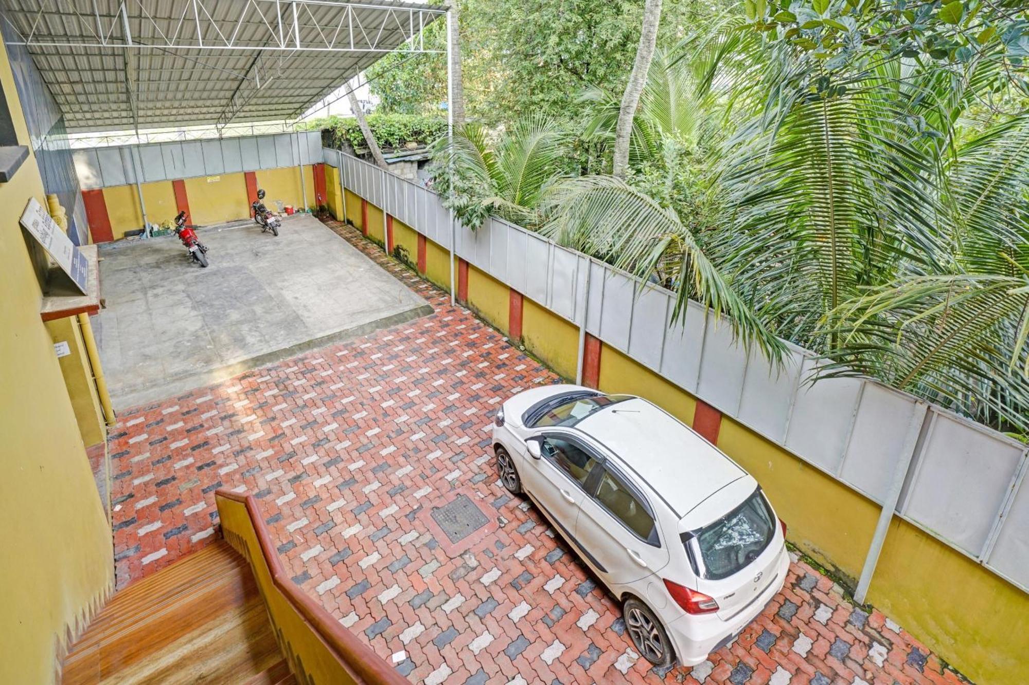 Flagship View Residency Hotel