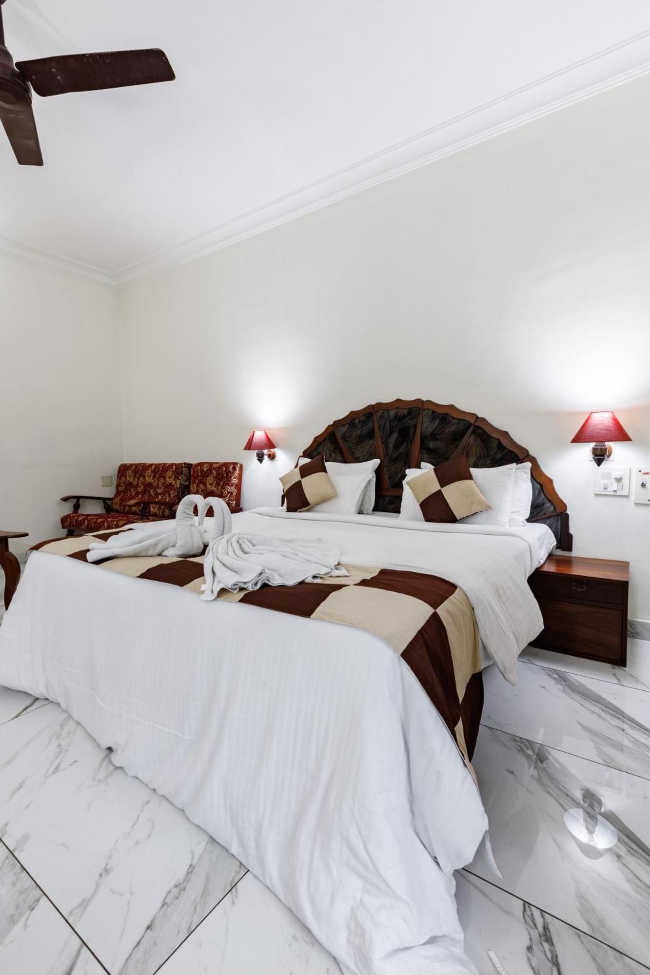 Hotel Paulson Park 2*