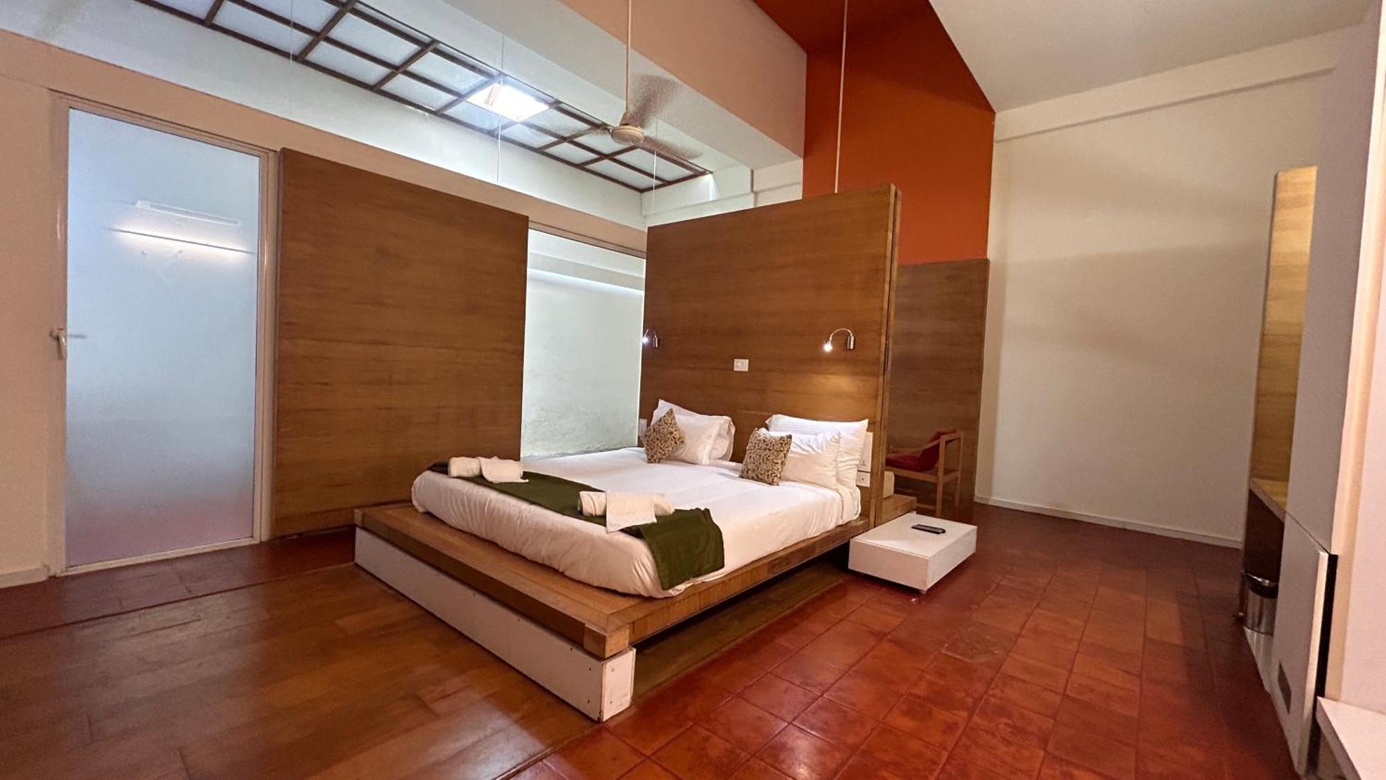 Presidency Artotel, Kochi