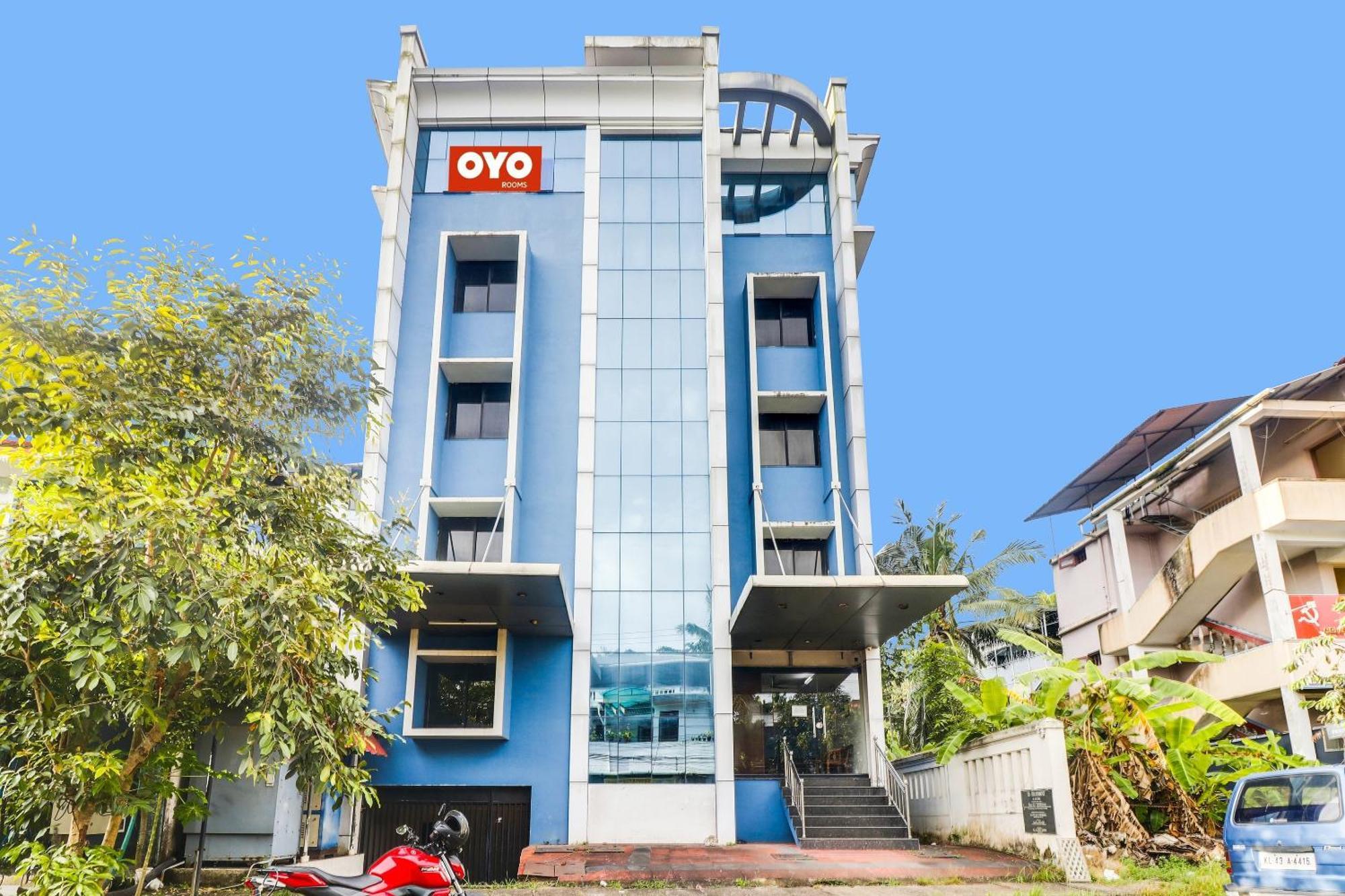 Oyo The Safe Hotel Kochi