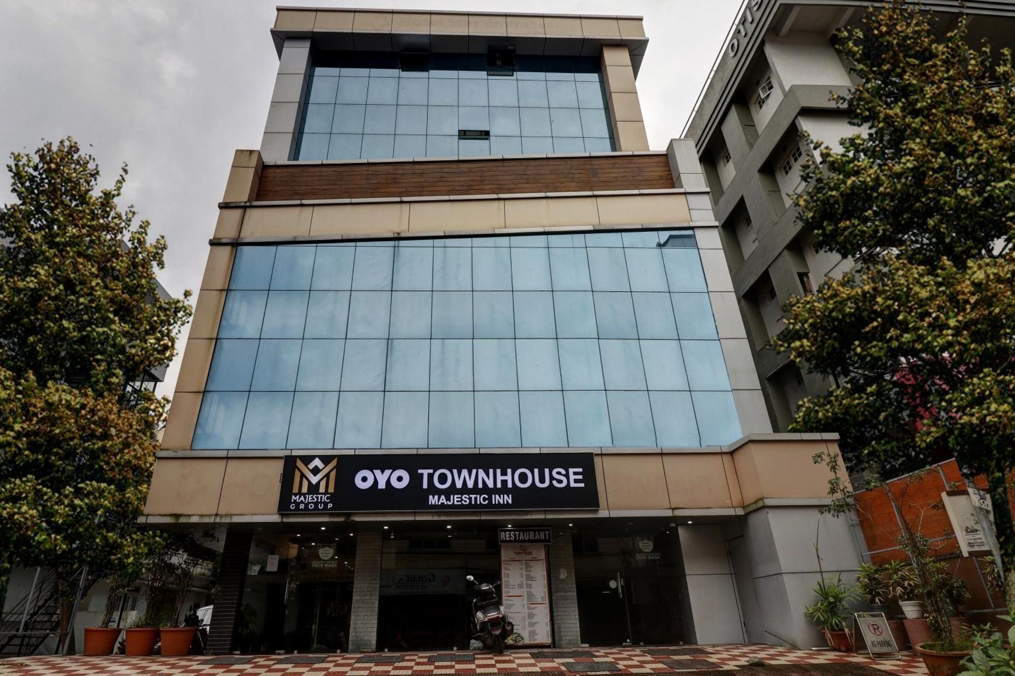 Oyo Townhouse 595 Majestic 4* Kochi