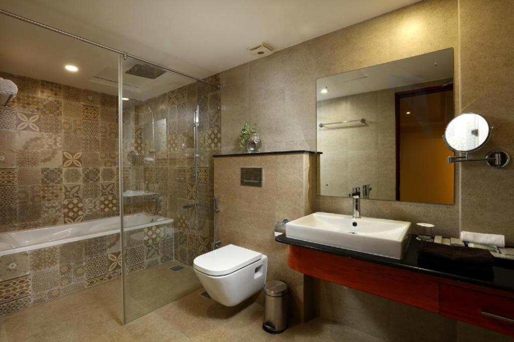 Jvk Park 4*