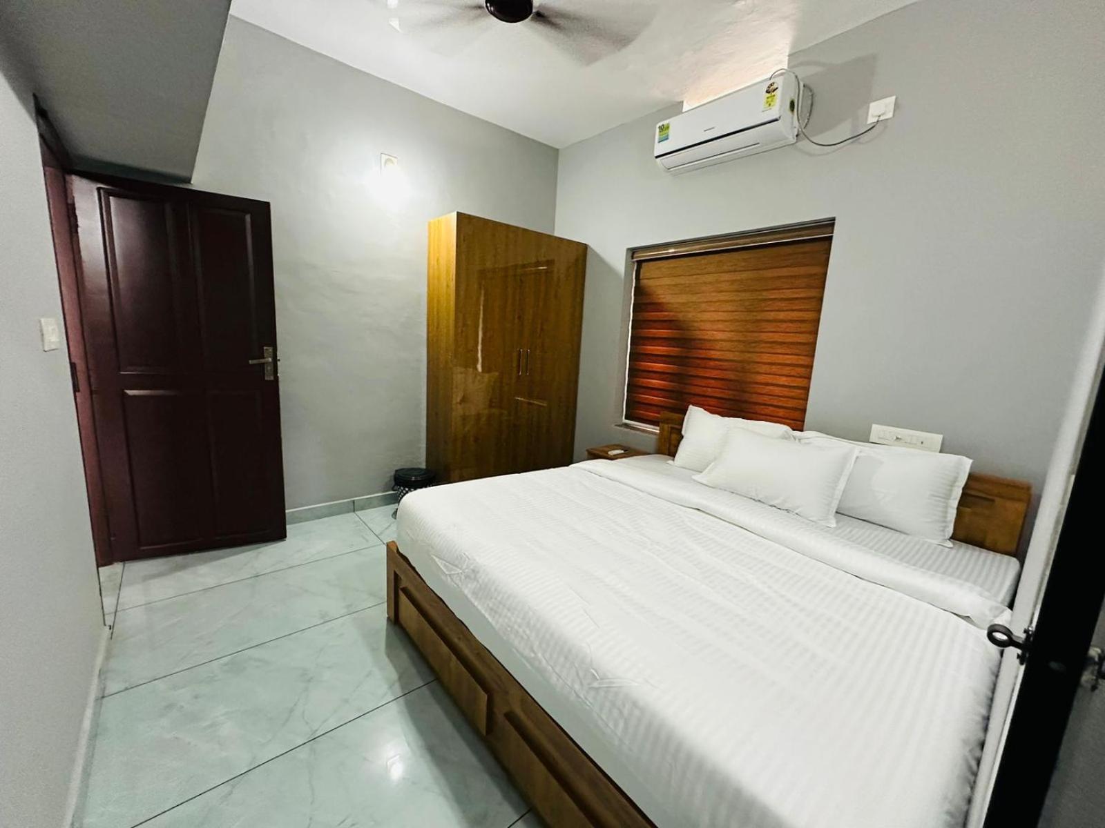 Zain Apartment *