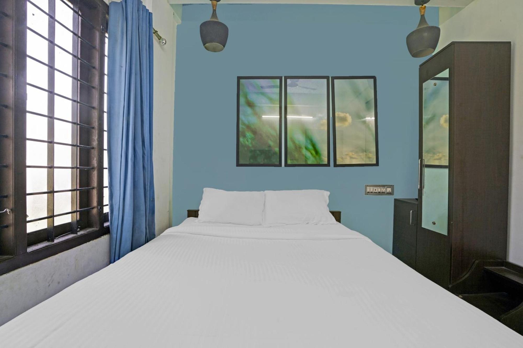 Oyo Nas Tourist 3* Kochi