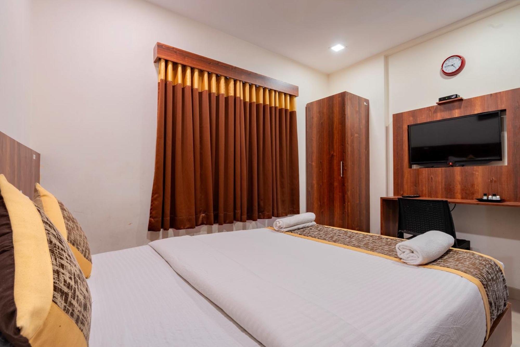 Prime Palace - Mg Road 3*