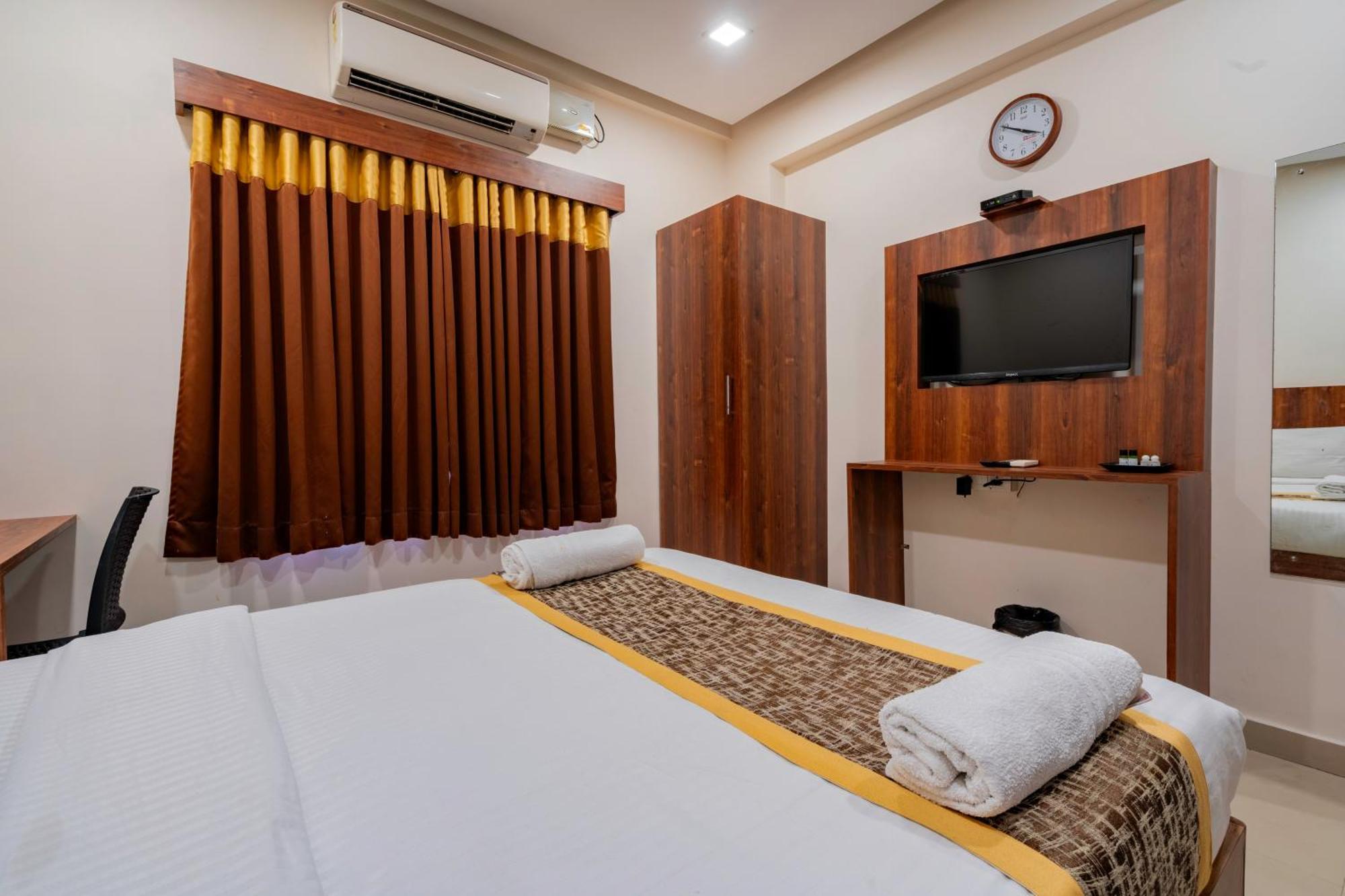 Prime Palace - Mg Road Hotel Kochi
