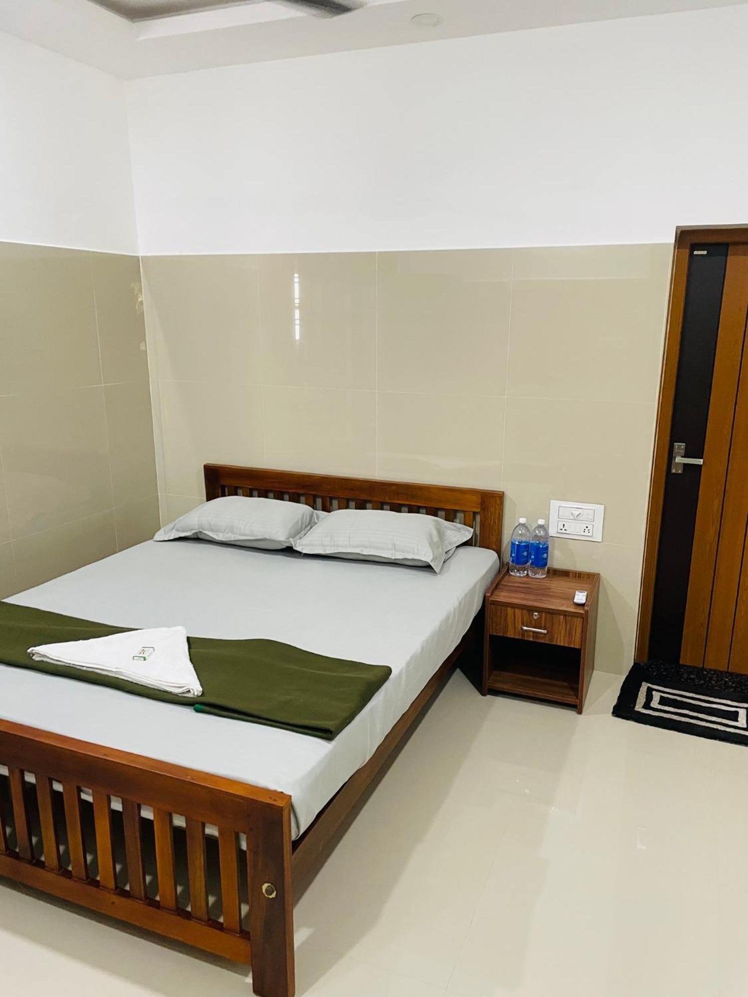 Guest house Asian Nest Serviced Kochi