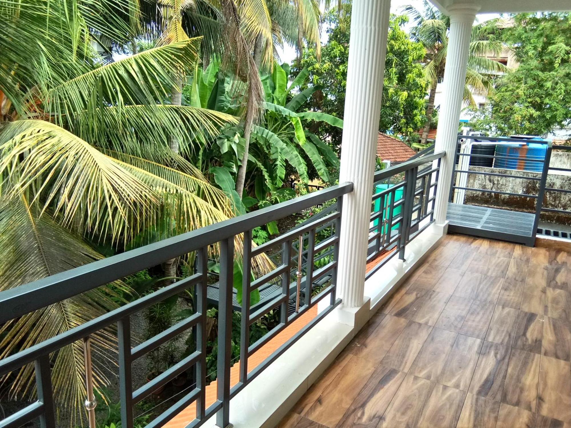 Homestay Coconut Grove Kochi