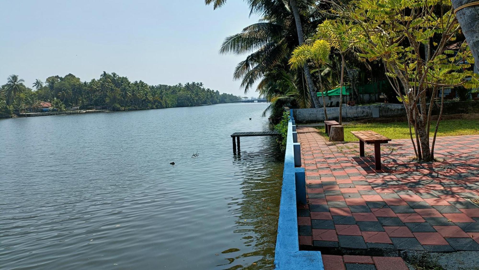 Villa River View - Waterfront *