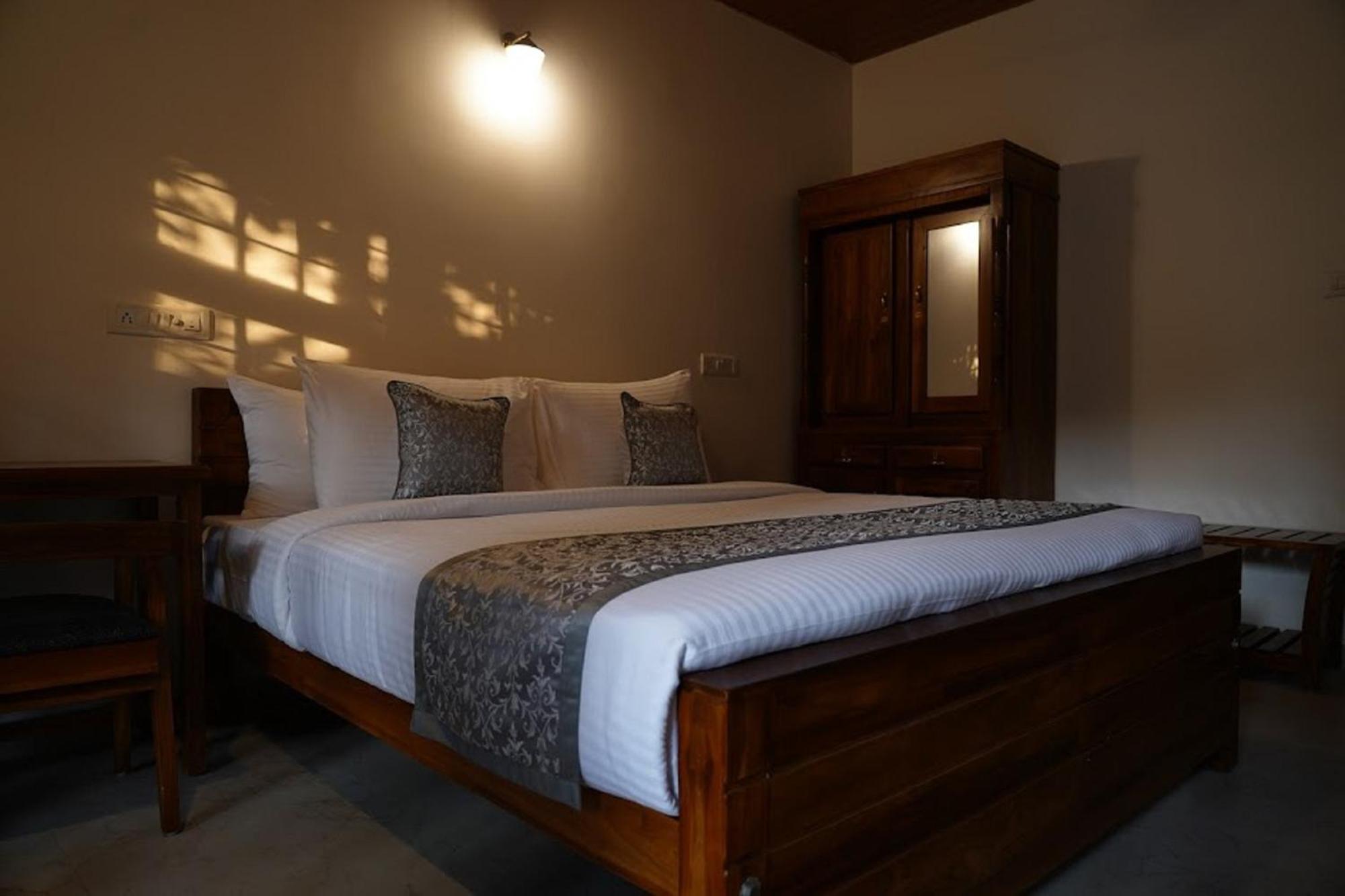 Hotel Alfred Place Kochi