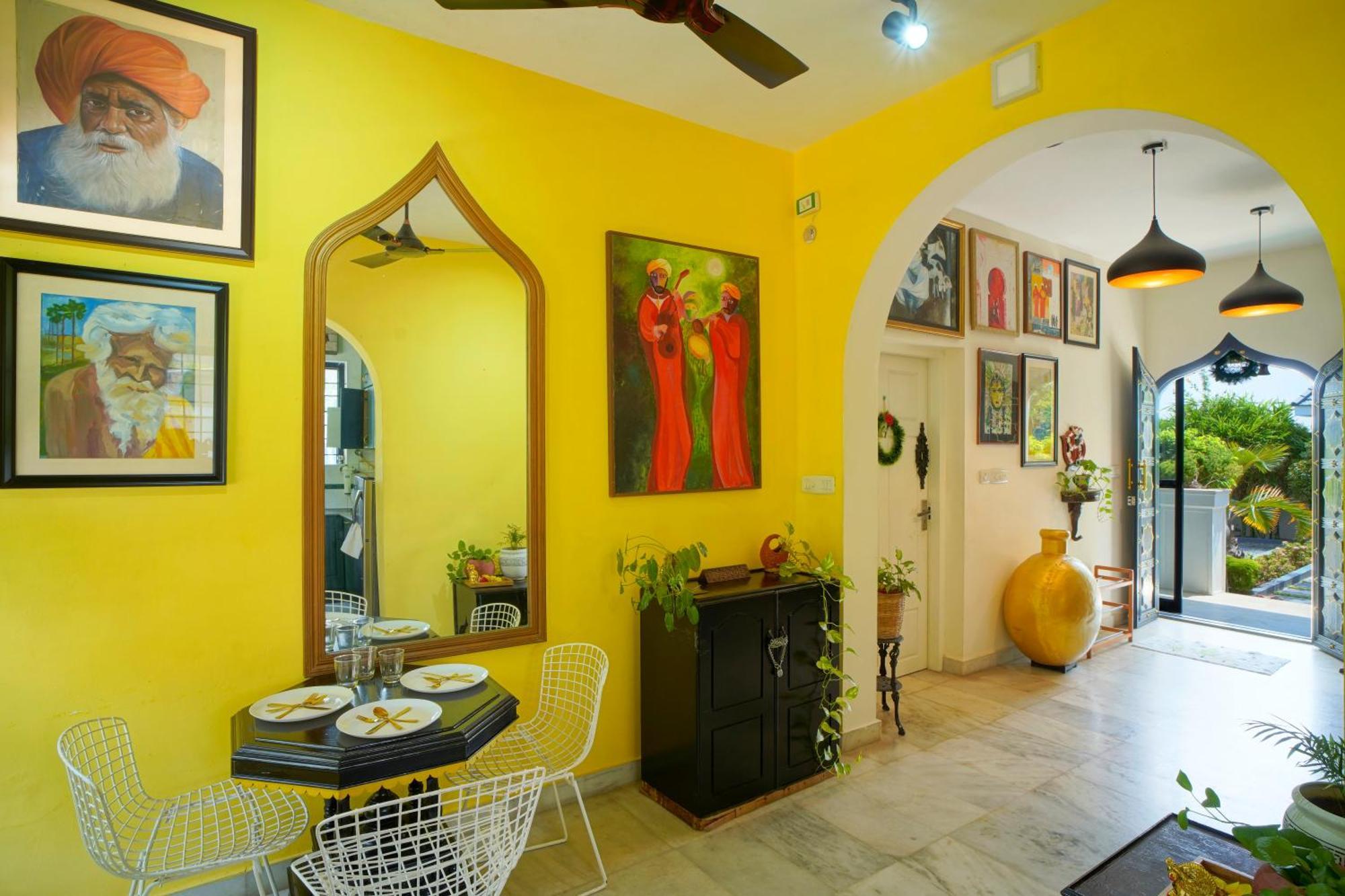 The Island House Homestay Villa *