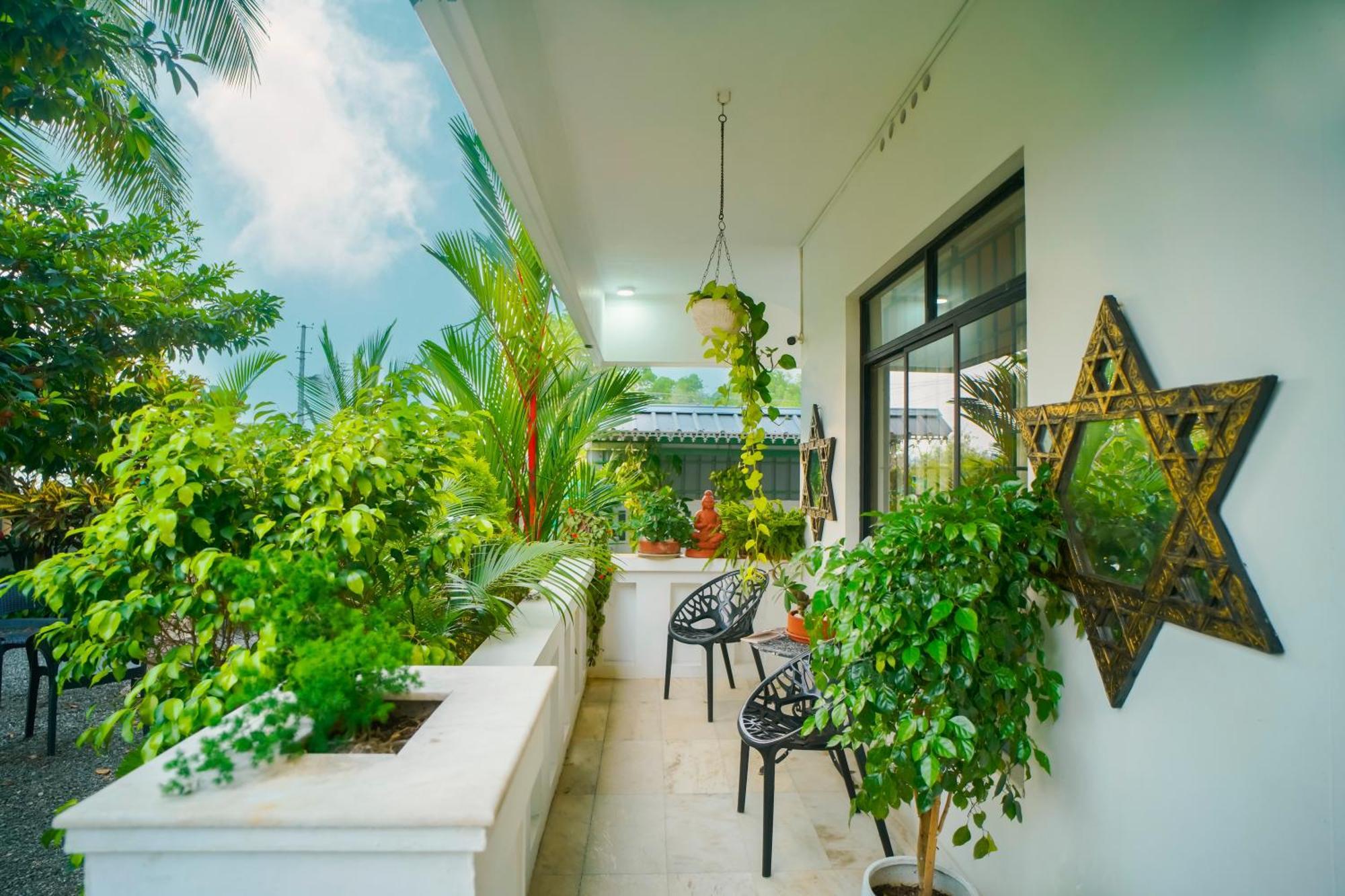 The Island House Homestay Villa