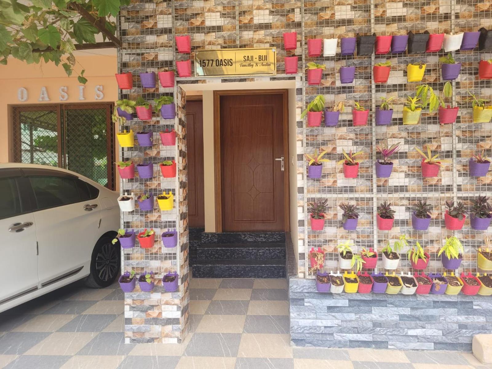 Apartment Oasis Homestay Kochi *