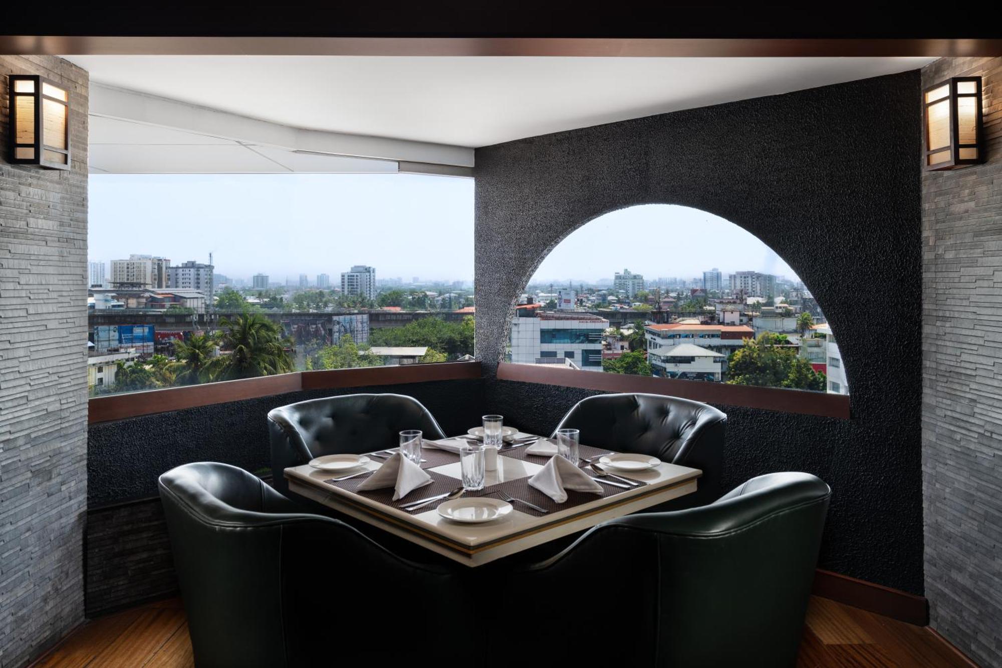 Love hotel Presidency Towers,kochi Kochi