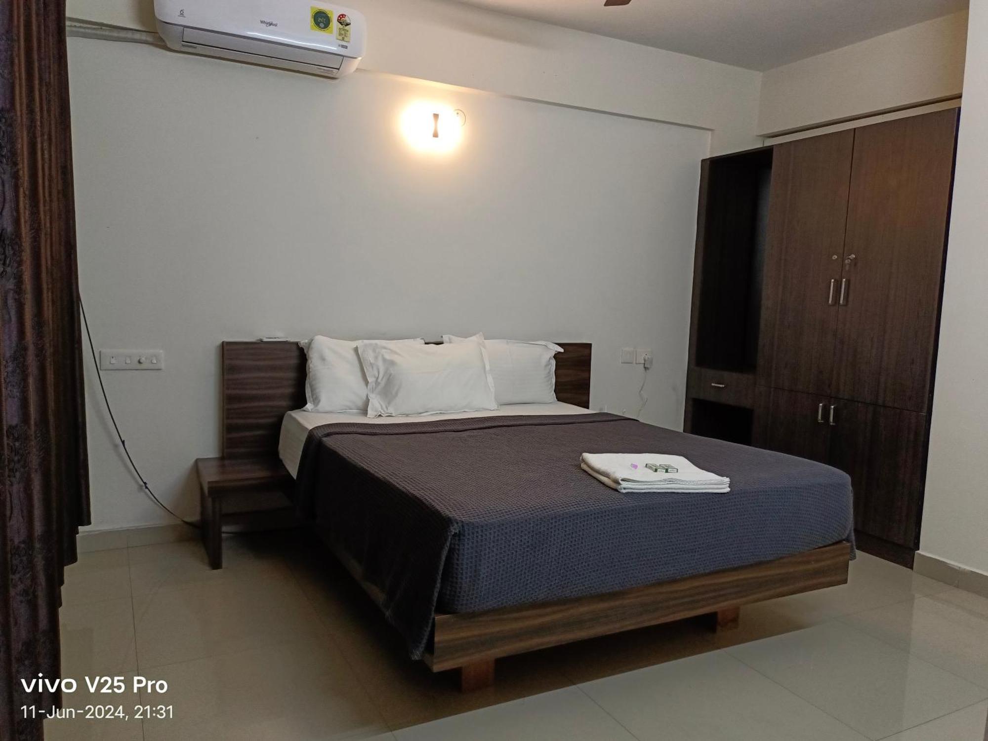 Vvp Service Apartment