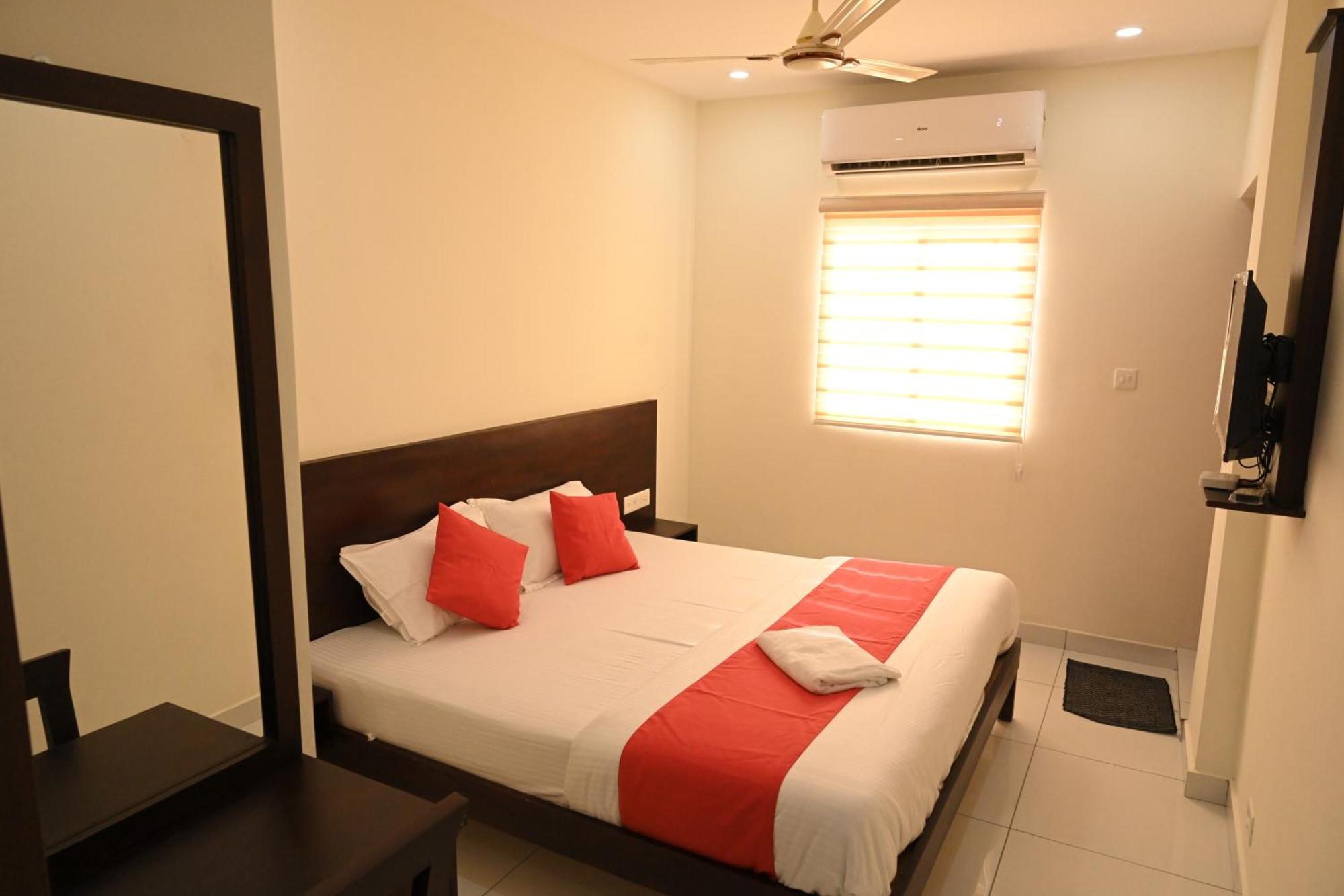 Grace Tourist Capsule hotel Kochi