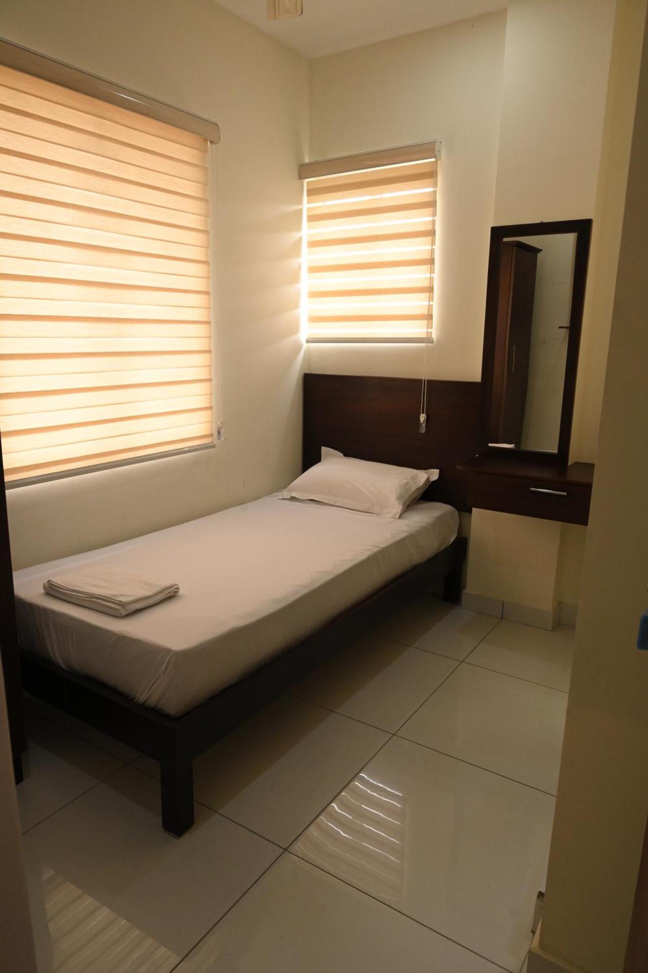 Capsule hotel Grace Tourist