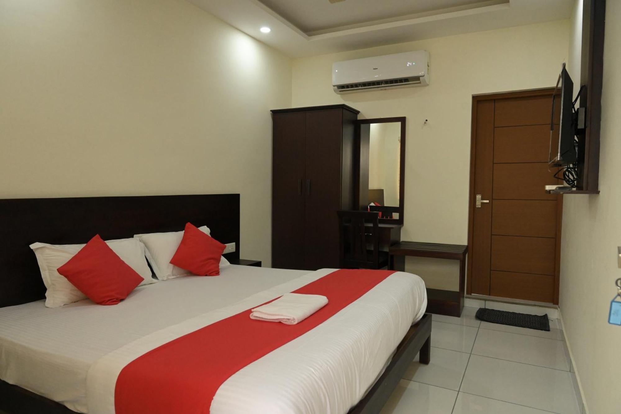 Grace Tourist Capsule hotel Kochi
