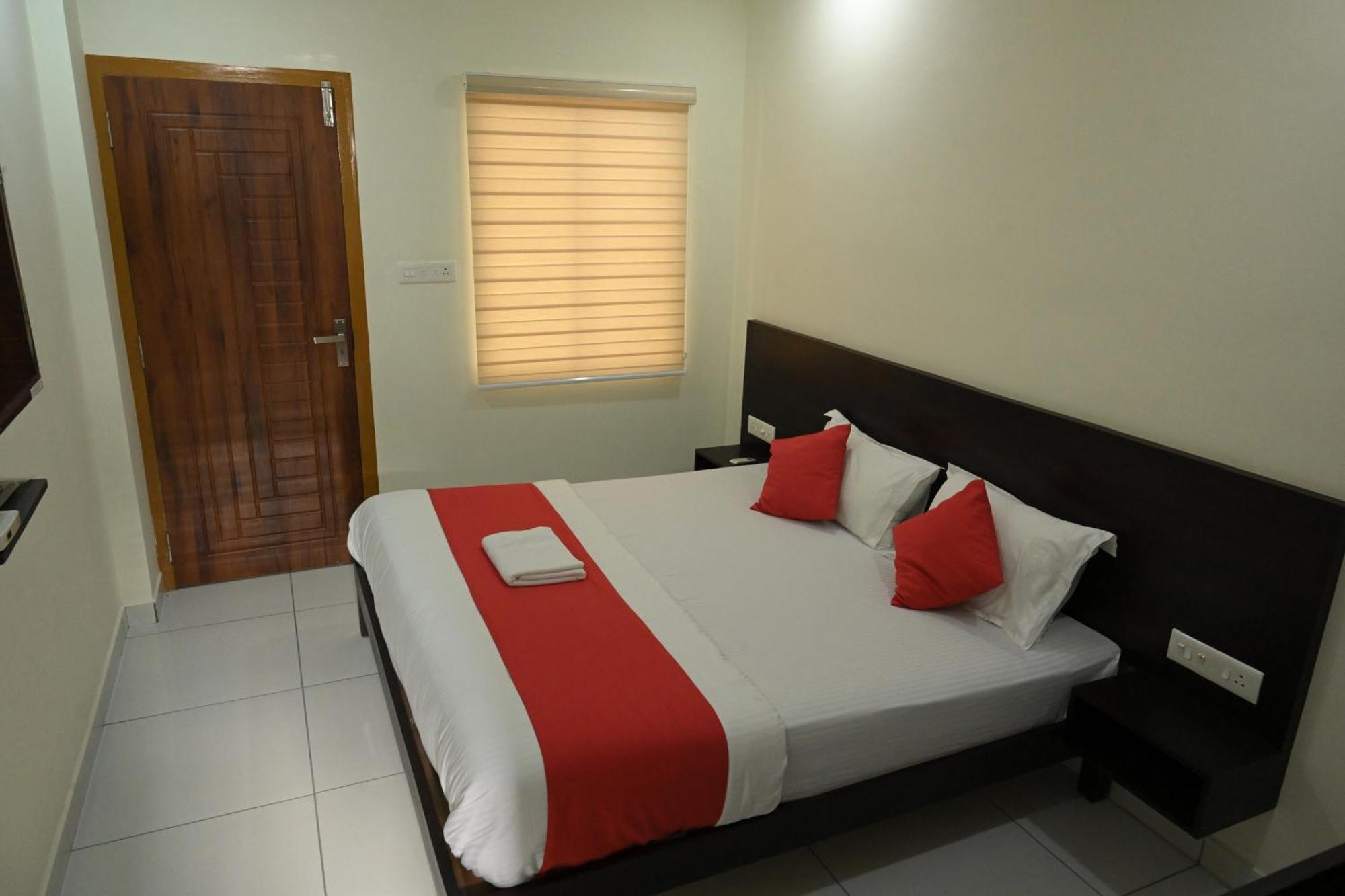 Capsule hotel Grace Tourist Kochi