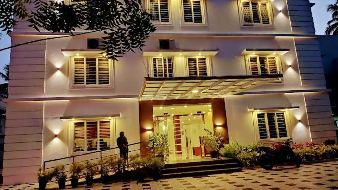 Hotel Phoenix Holidays 3*