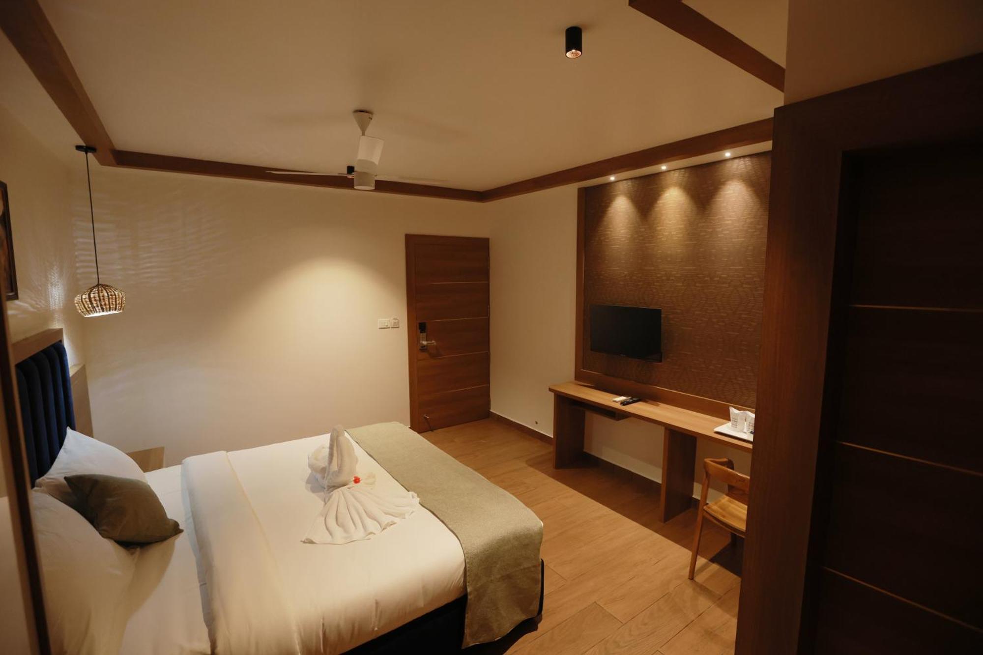 Cmk Habitat Centre Hotel Kochi