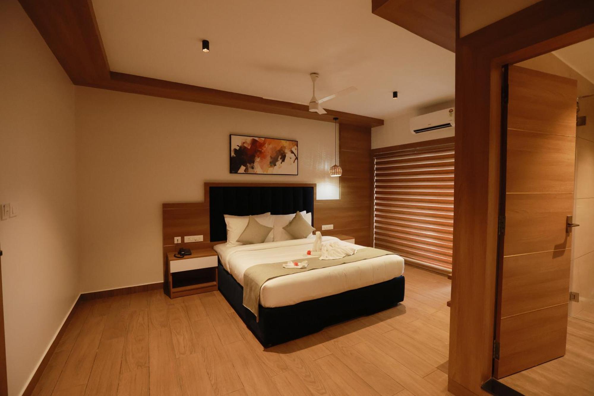 Cmk Habitat Centre Hotel