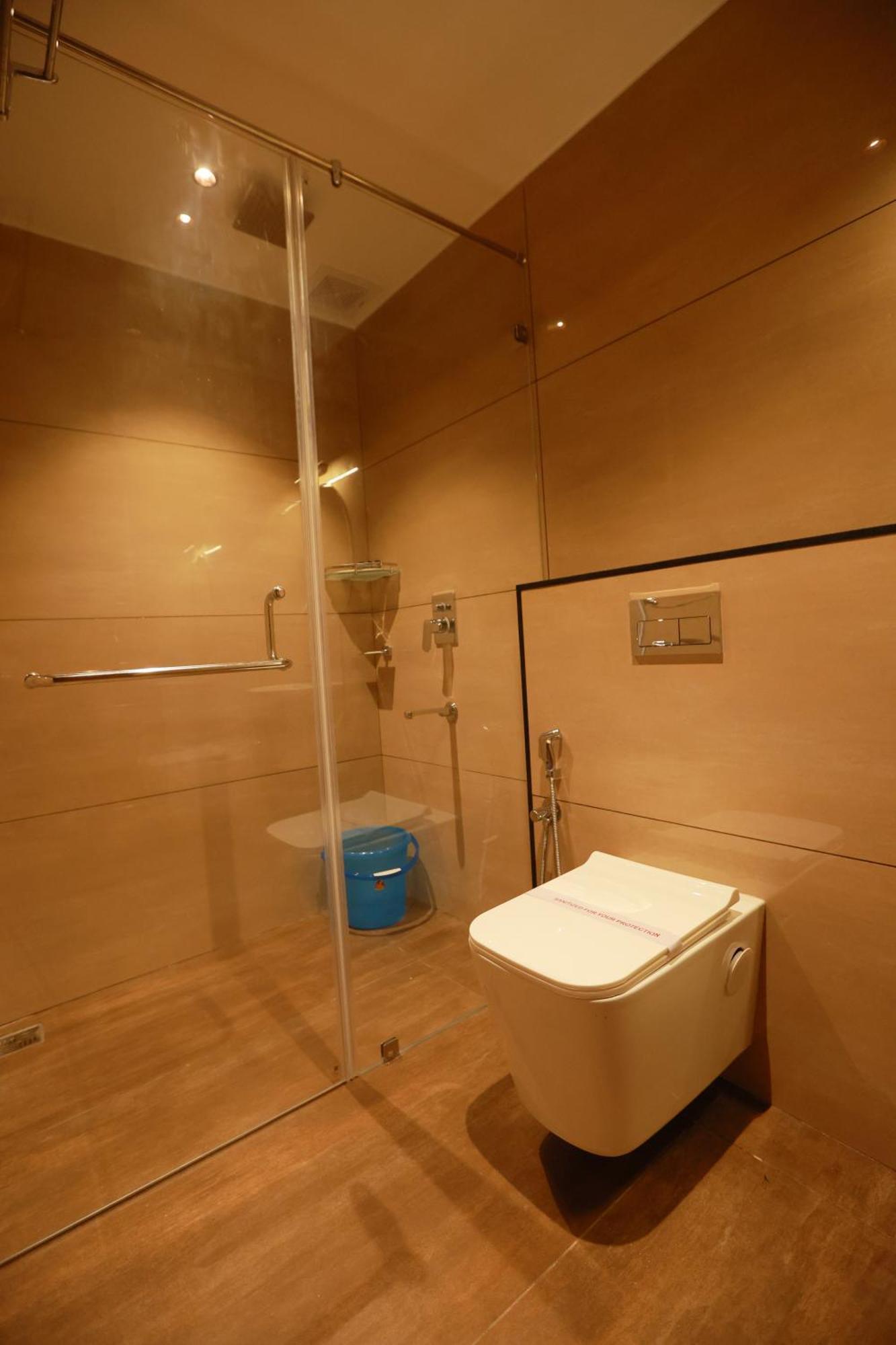 Cmk Habitat Centre Hotel