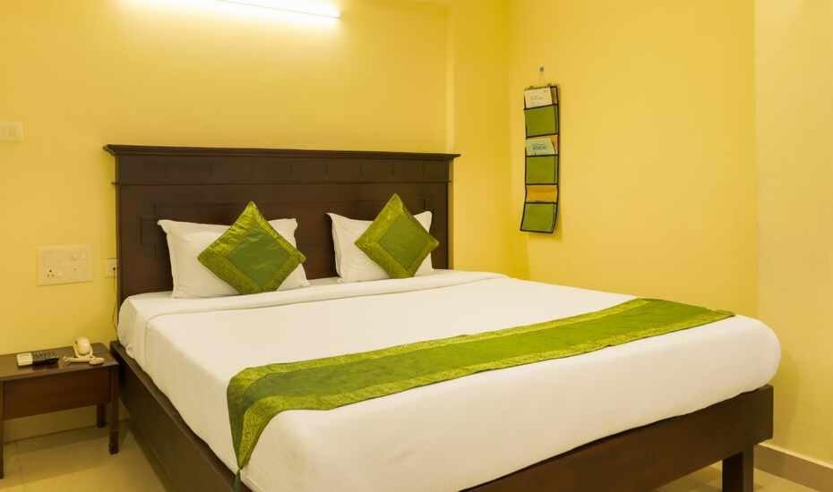 Malabar Plaza Dh Hotel