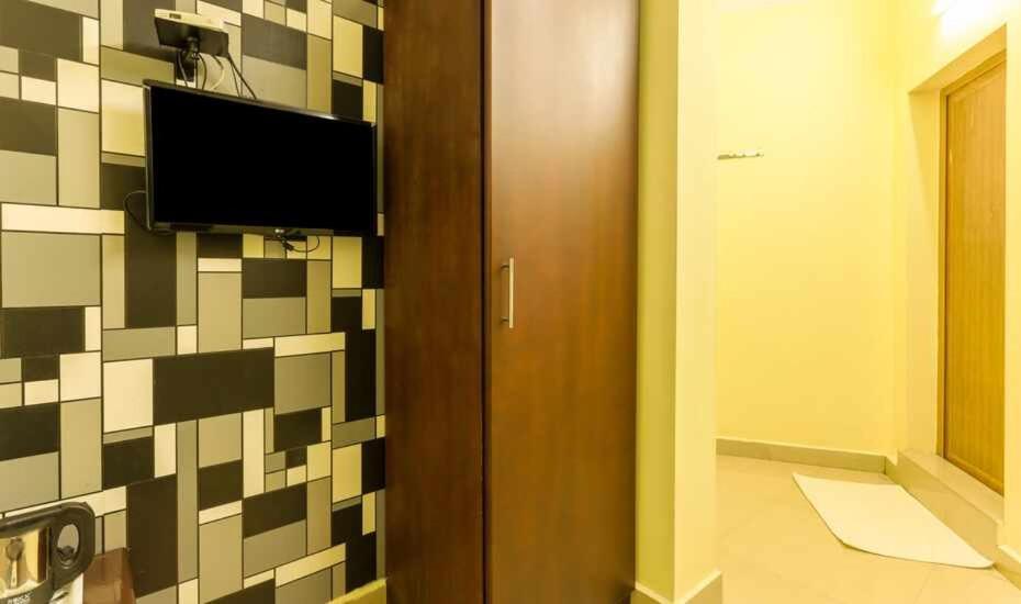 Malabar Plaza Dh Hotel