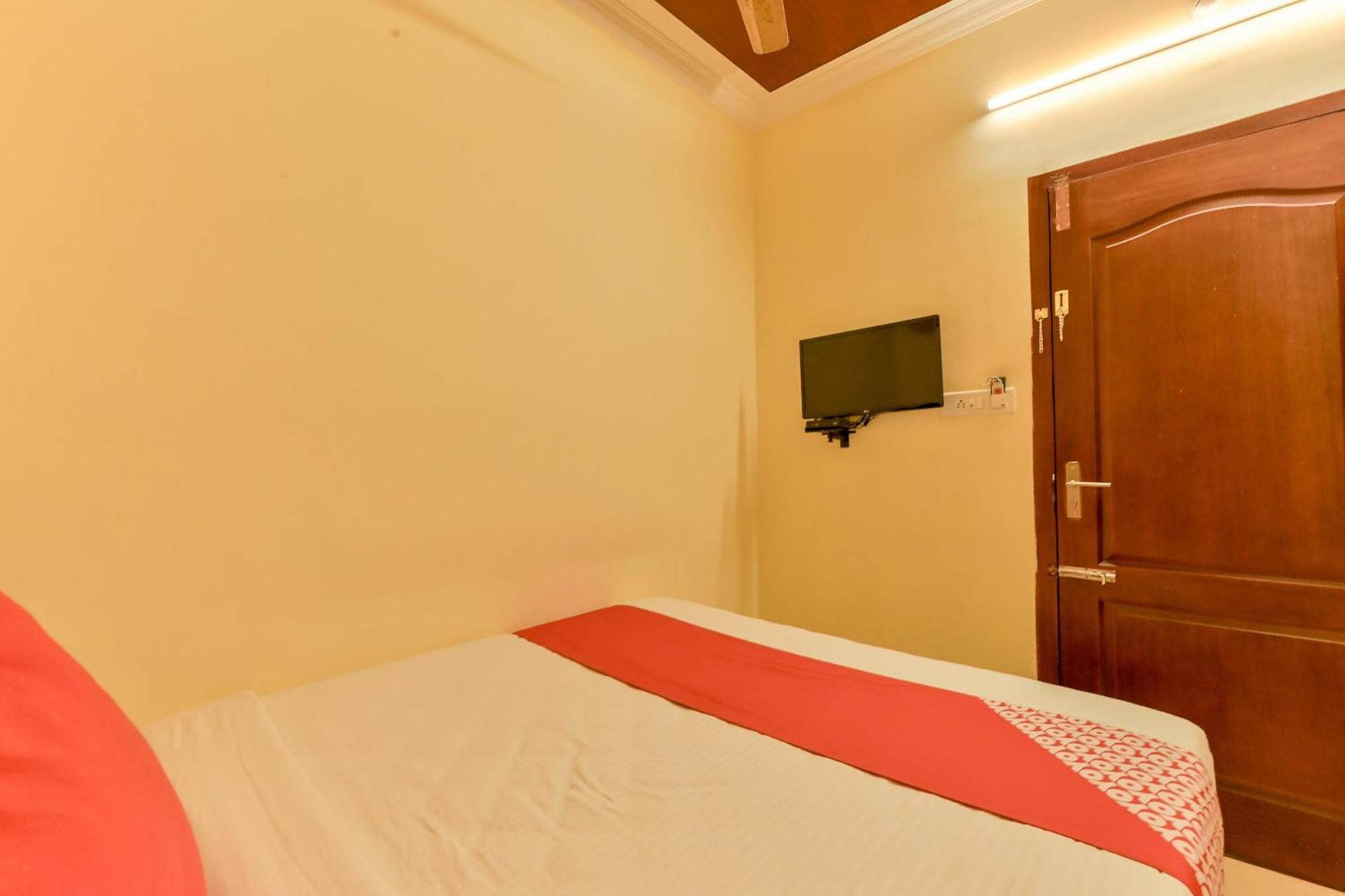 Malabar Plaza Dh Hotel Kochi