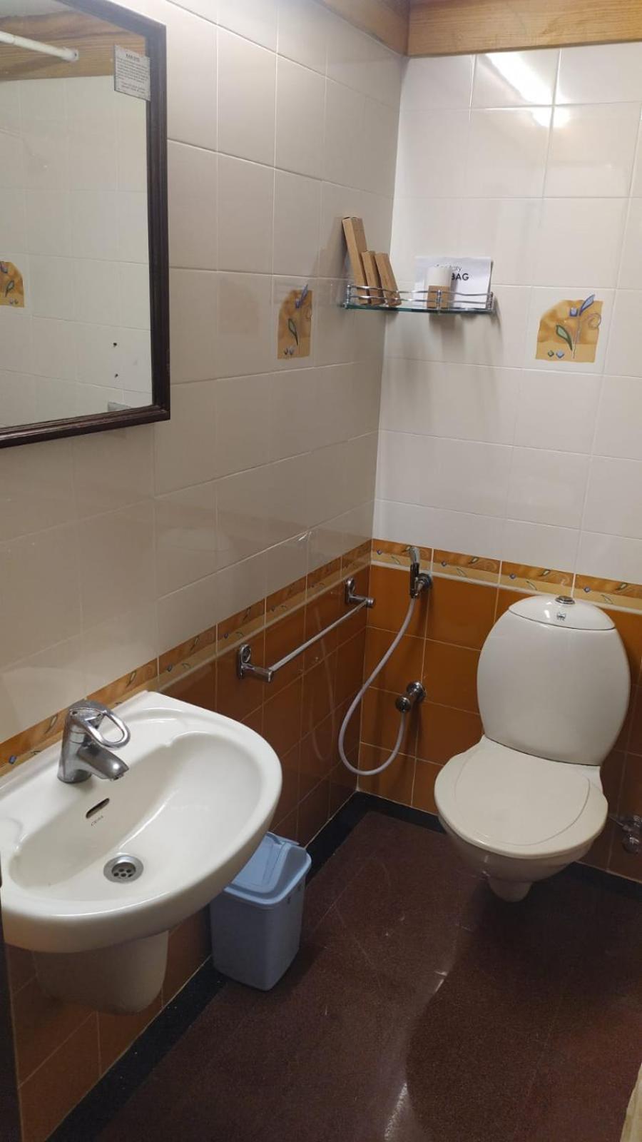 Love hotel Presidency Towers,kochi