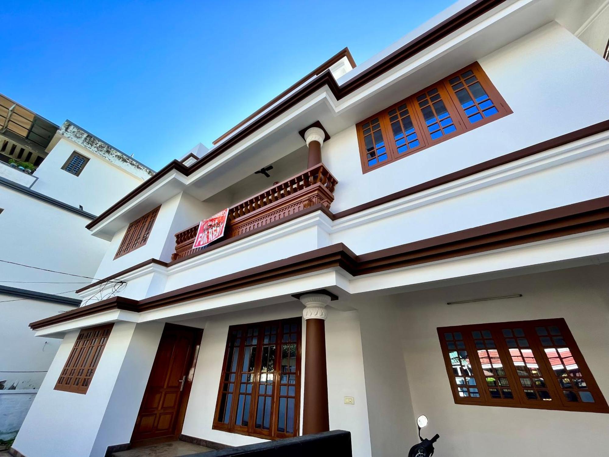 Baithul Falah - Near Aims Edappally * Kochi