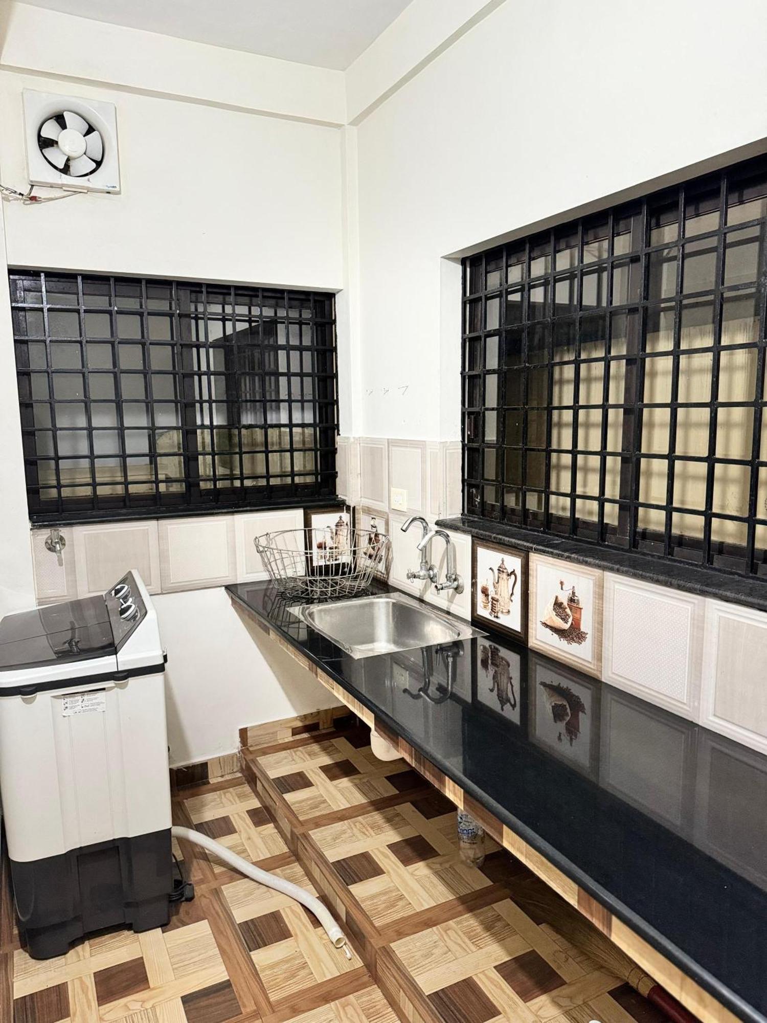 Apartment Sayyid Homes 3 Bhk Near Lulu Mall