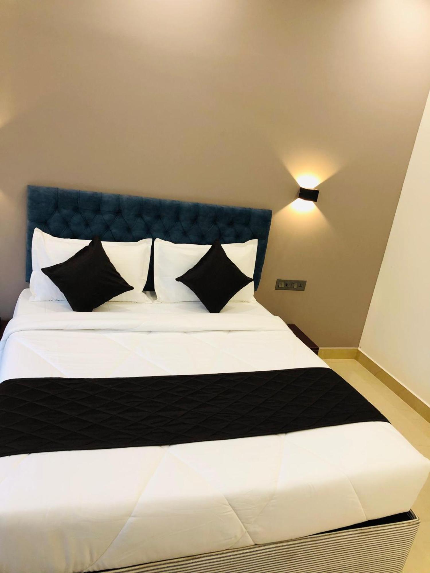 The Lotaz Hotel Kochi