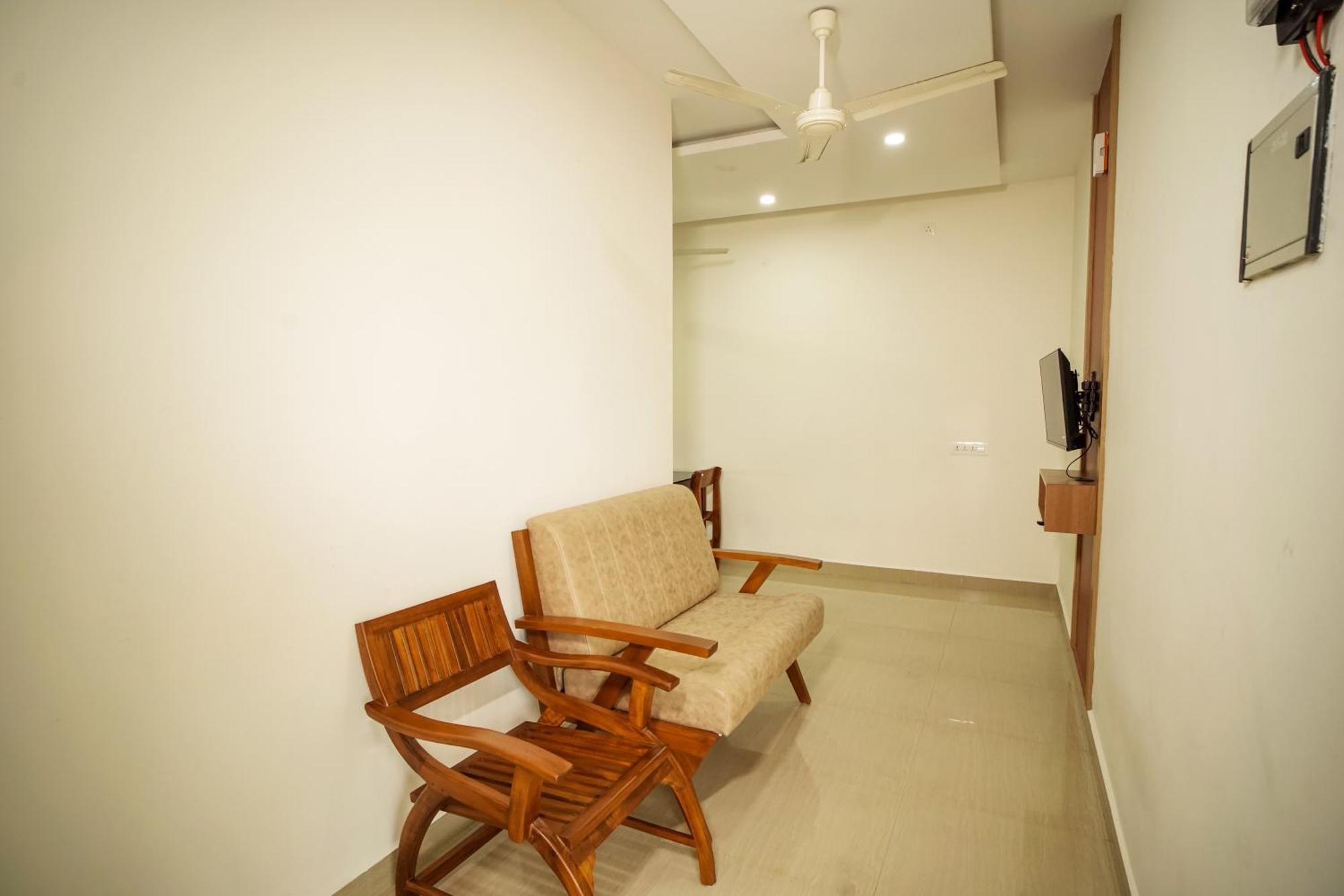 Apartment Hilux *