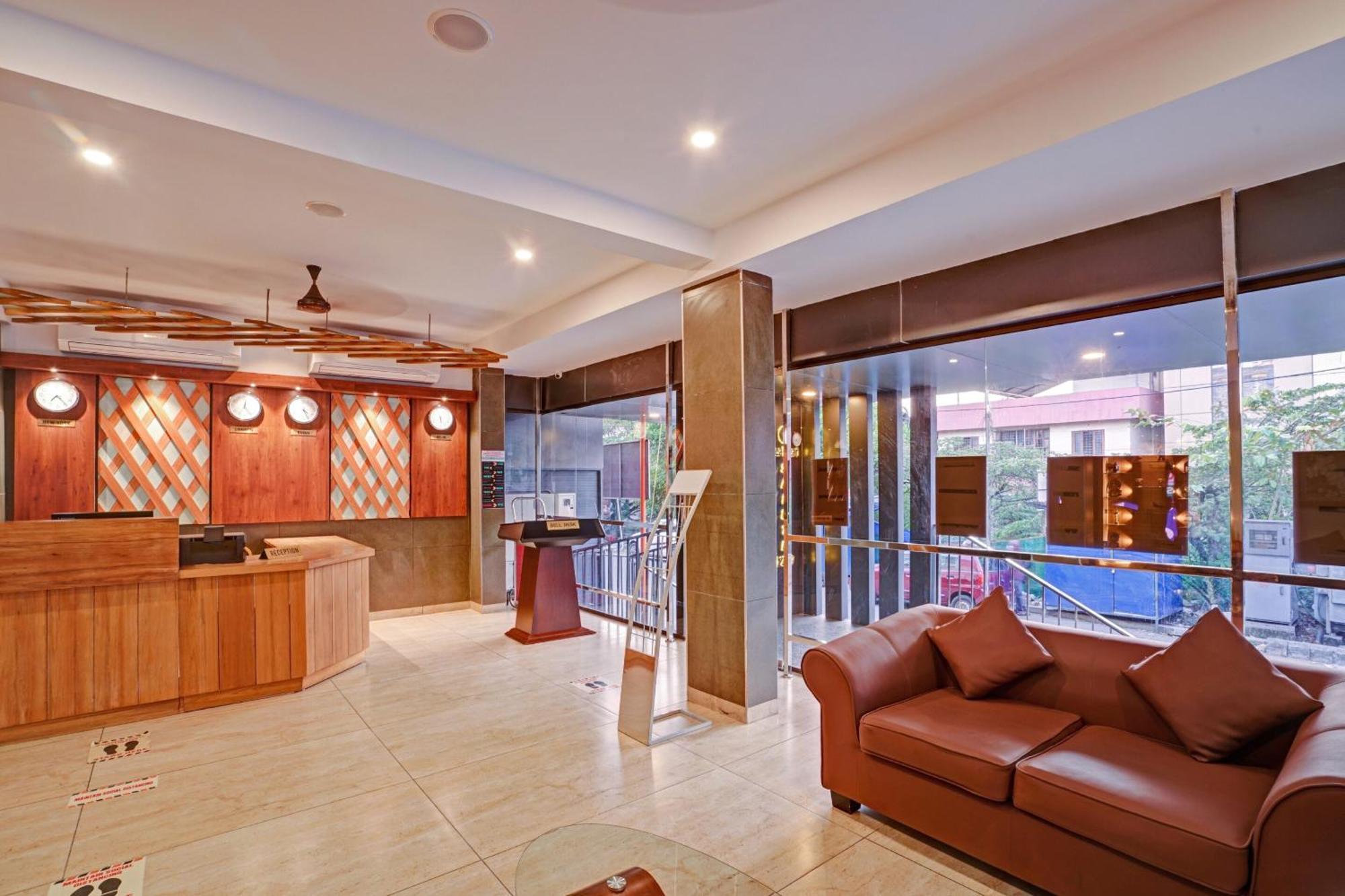 Super Townhouse Edasserys Sea Pearl Hotel