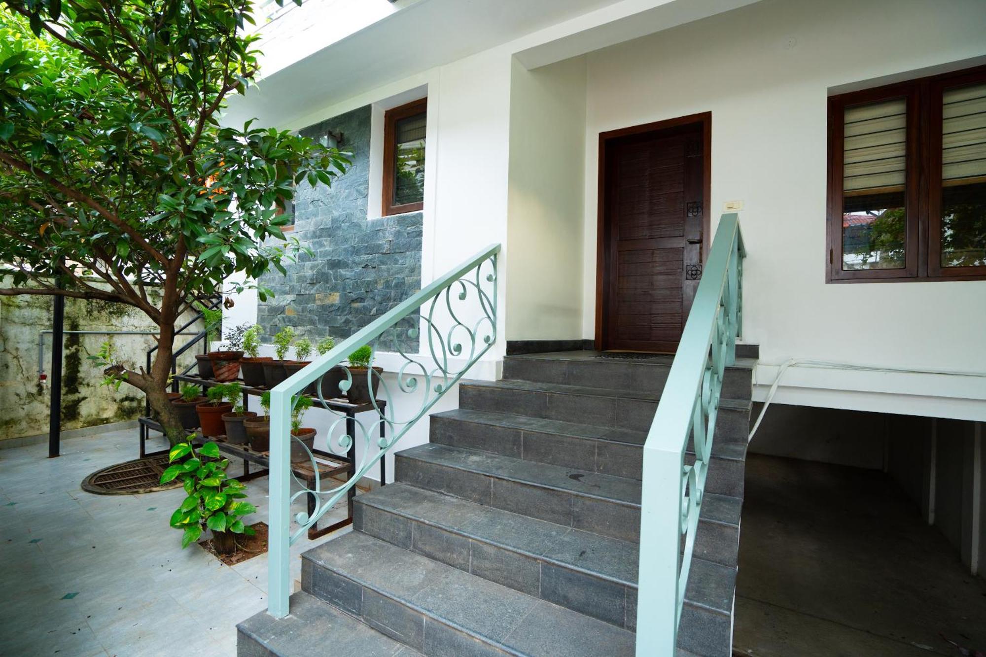Orange Valley Garden Kochin