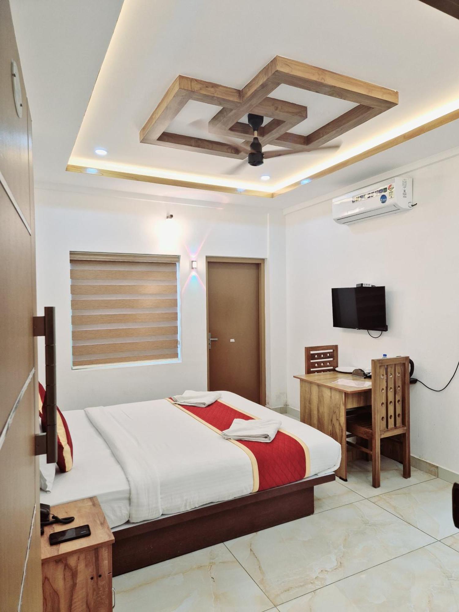 Hotel Marina Airport Kochi