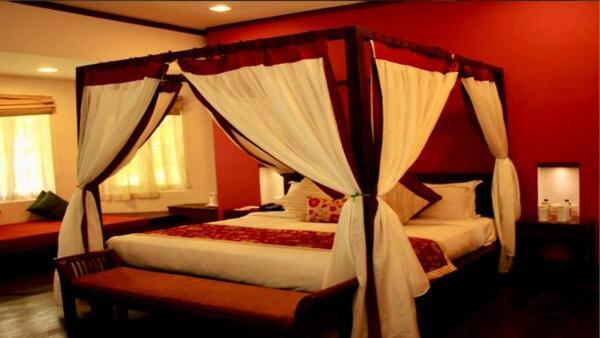 Old Lighthouse Bristow , 3* Kochi
