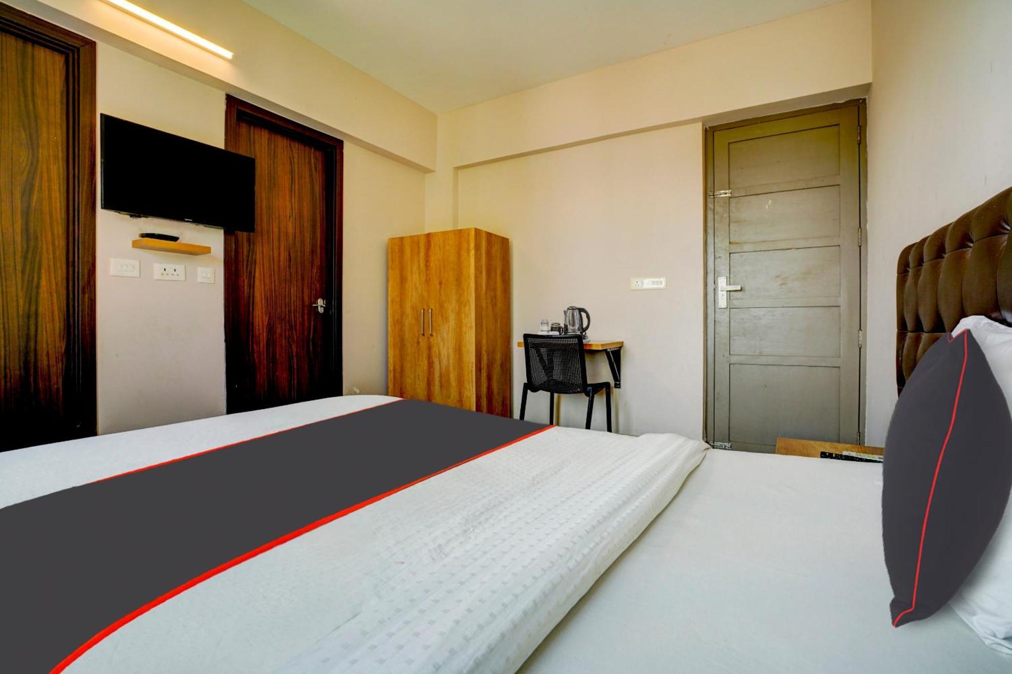 Super Collection O Premium Crystal Residency Kochi