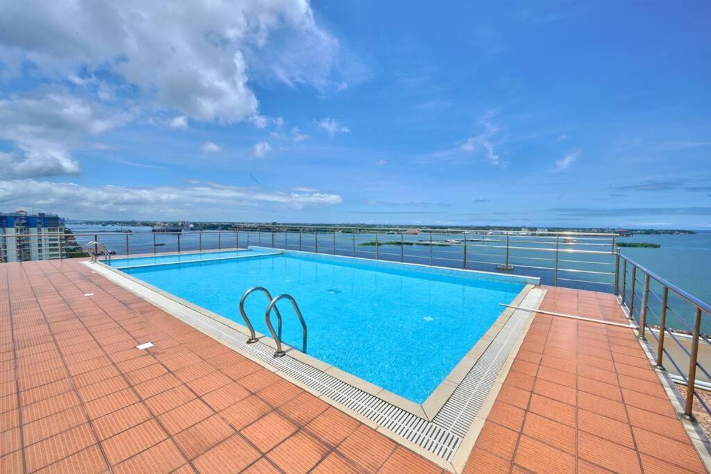 Bayview Retreat Premium At Marine Drive Apartment