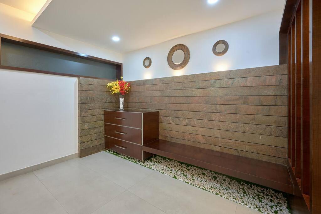 Bayview Retreat Premium At Marine Drive Apartment Kochi