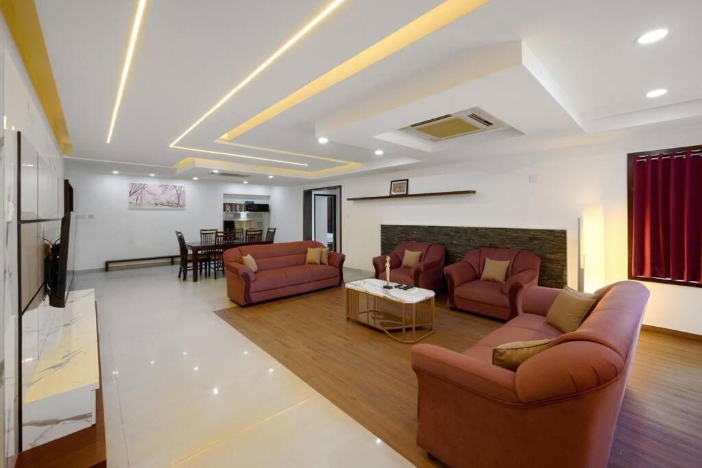 Bayview Retreat Premium At Marine Drive Kochi