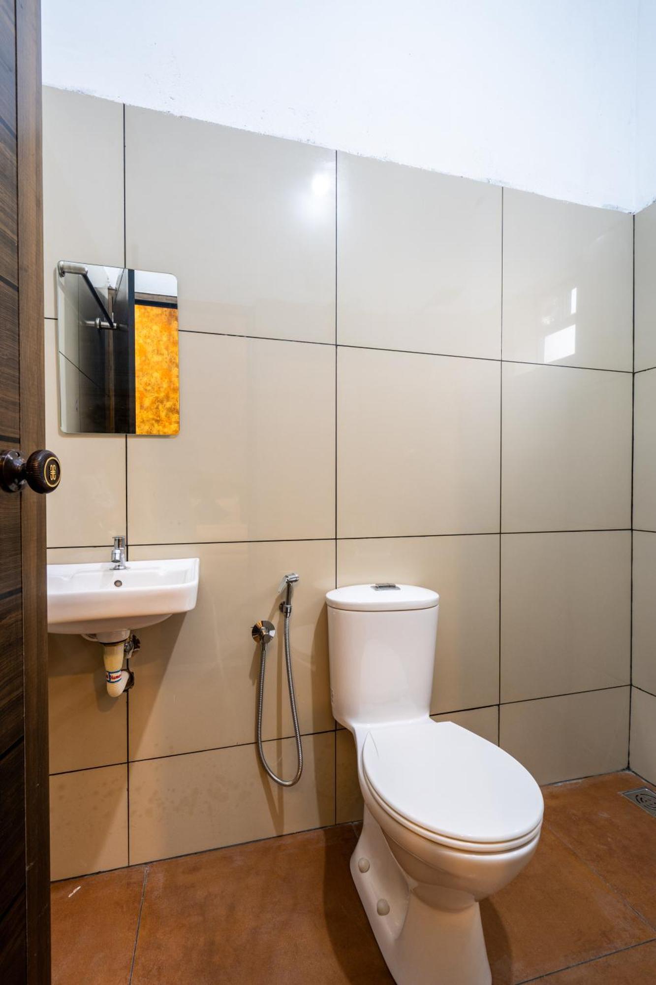 Hotel Yaad Residency