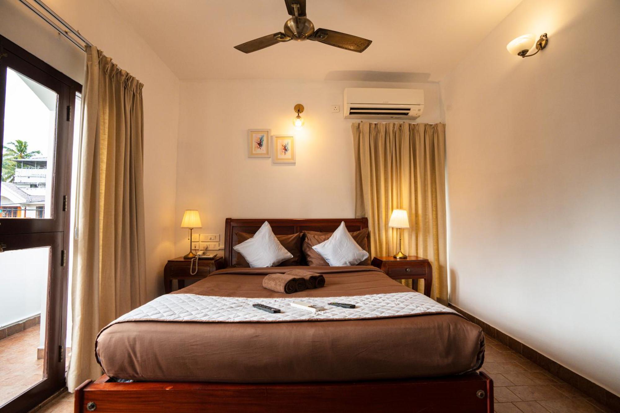 Hotel Solo By Hawk Hospitality Kochi