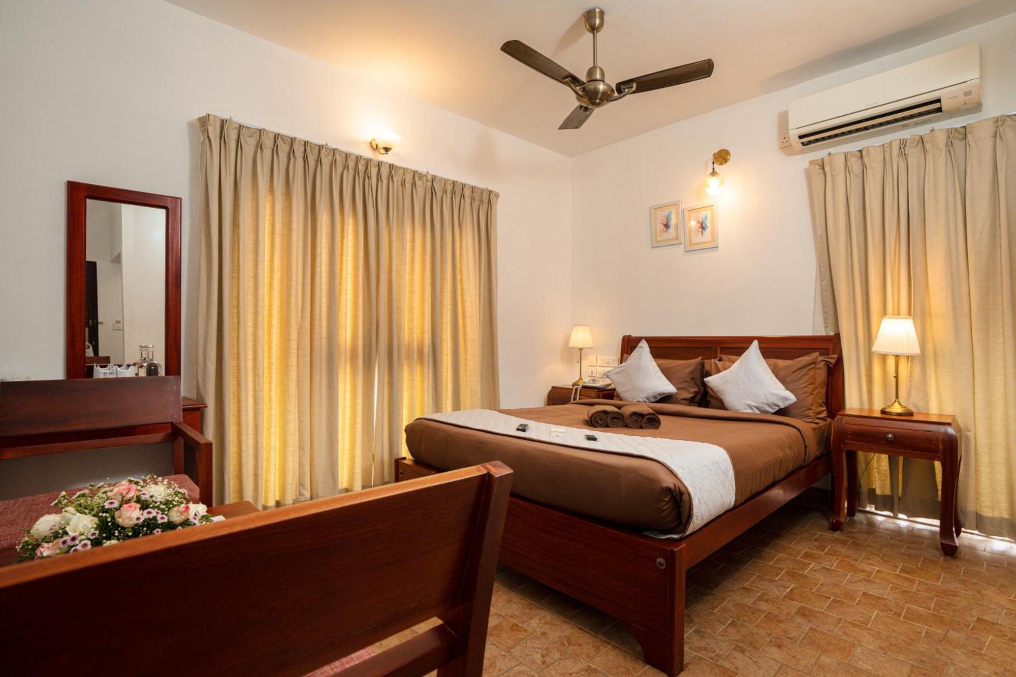 Solo By Hawk Hospitality Hotel