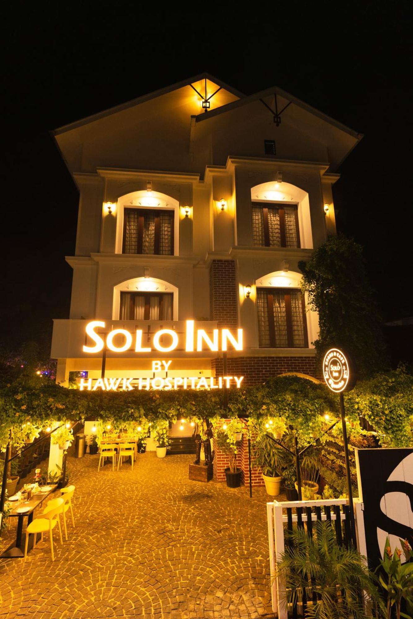 Hotel Solo By Hawk Hospitality