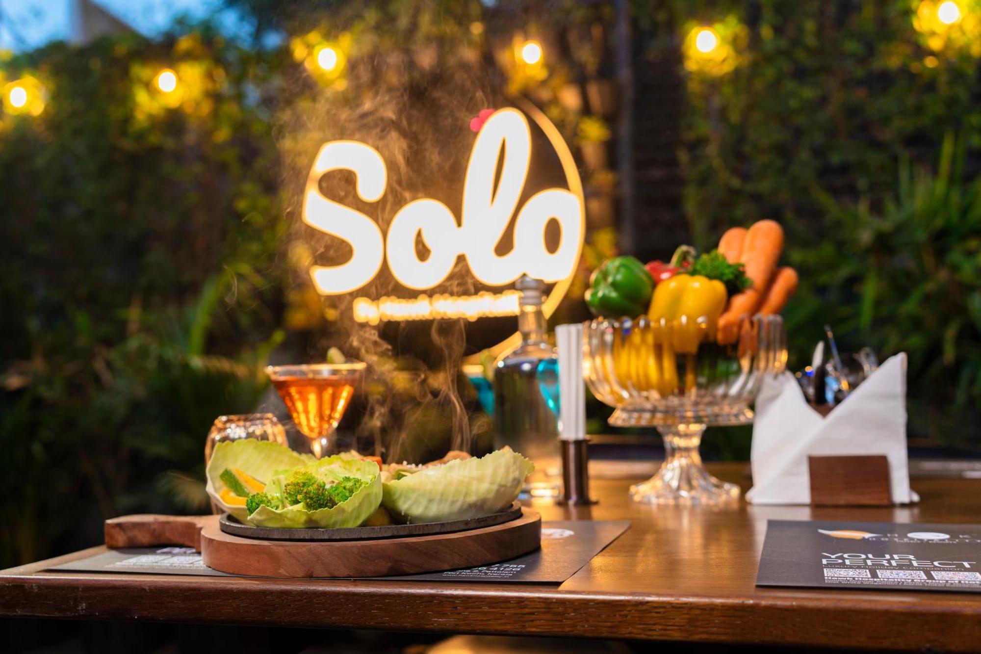 Hotel Solo By Hawk Hospitality
