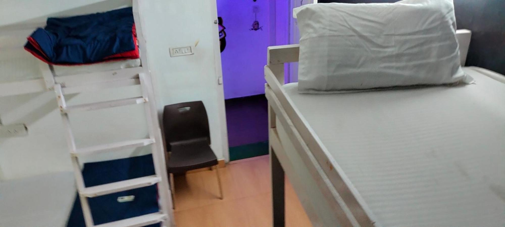 Xhostel * Kochi